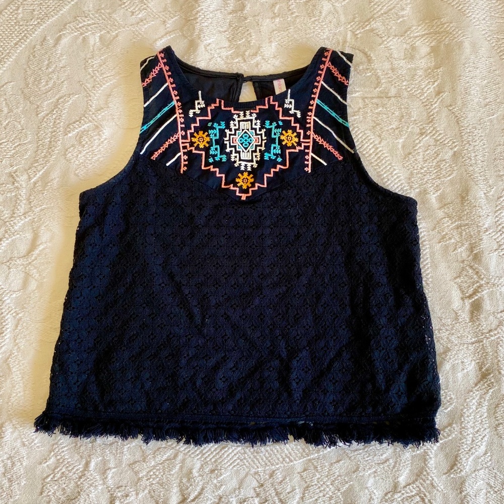 Like-New Boho Tribal Aztec Fringe Tank